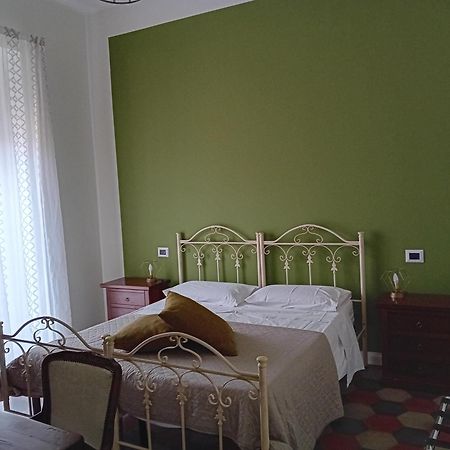 B&B Domus Palmi Luaran gambar