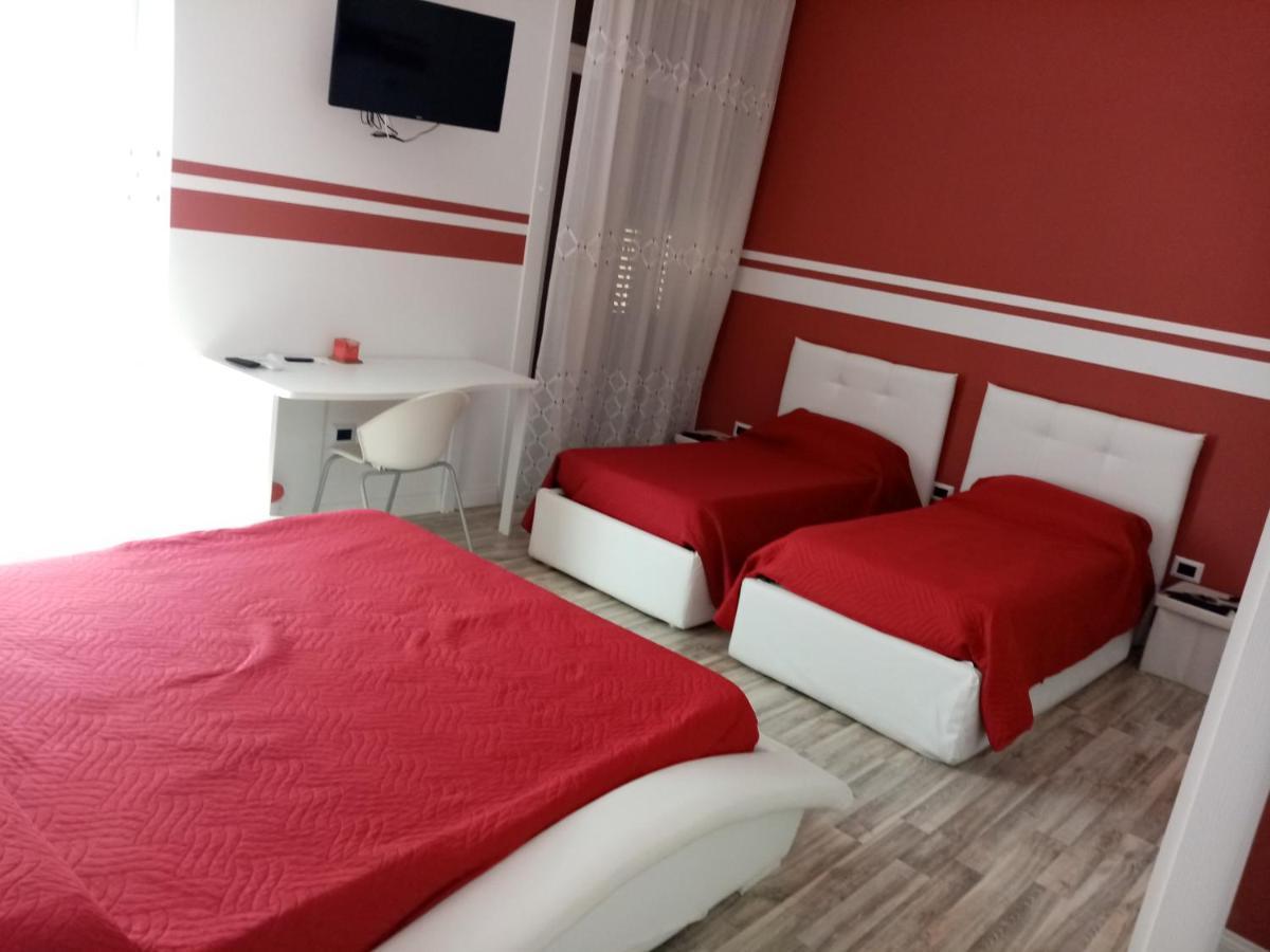 B&B Domus Palmi Luaran gambar